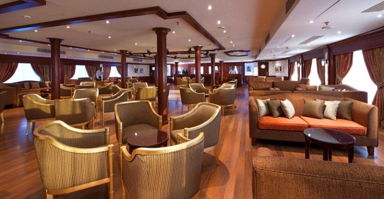 Luxurious 4 Night Nile Cruise: Discover the Majesty from Luxor to Aswan