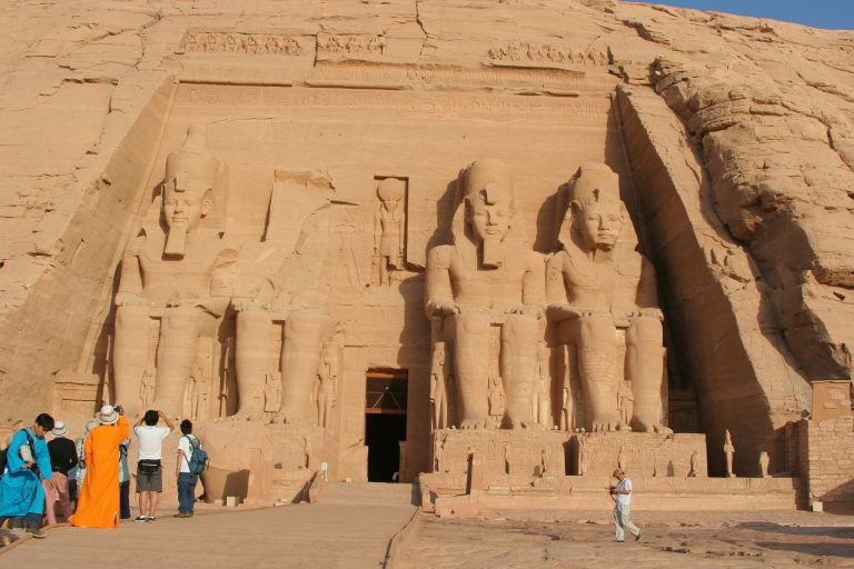 Best Luxor Aswan and Abu Simbel 3 Day Tour from Hurghada