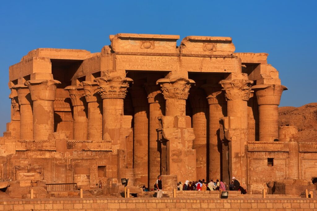 Sailing the Nile: A Complete 3-Day Luxor to Aswan Nile River Cruise Guide - 2 - EZ TOUR EGYPT Sailing the Nile: A Complete 3-Day Luxor to Aswan Nile River Cruise Guide