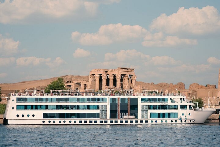 Luxor Egypt Holidays 2026: The Ultimate Guide From Budget Nile Crossings to 5-Star Luxury Cruises - 2 - EZ TOUR EGYPT caption - Luxor Egypt Holidays 2026: The Ultimate Guide From Budget Nile Crossings to 5-Star Luxury Cruises - EZ TOUR EGYPT