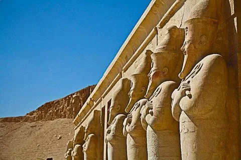 Beyond the Boat: Why a Nile River Cruise is the Soul of Your 7-Day Egypt Tour - 3 - EZ TOUR EGYPT i 4 - Beyond the Boat: Why a Nile River Cruise is the Soul of Your 7-Day Egypt Tour - EZ TOUR EGYPT
